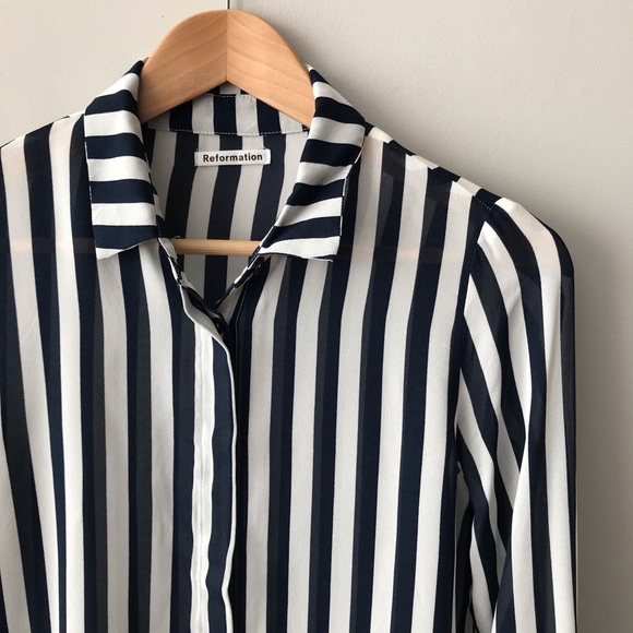 Reformation Violet Blouse - Picture 4 of 8